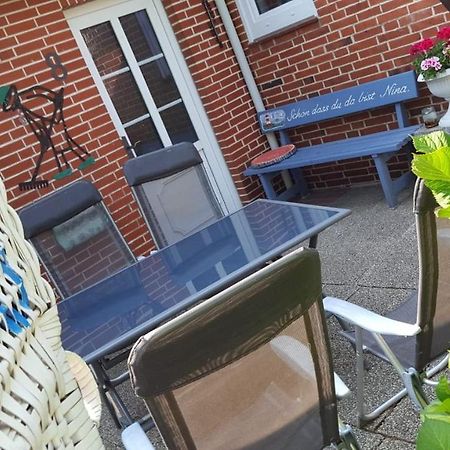 Ninas Ferienwohnung Dagebuell Luaran gambar