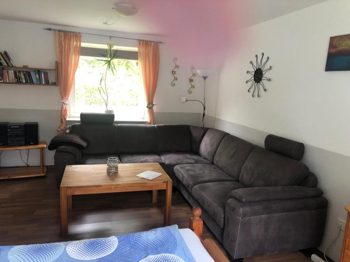 Ninas Ferienwohnung Dagebuell Luaran gambar